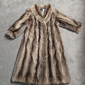 How To Measure A Luxurious Brown Fur Coat